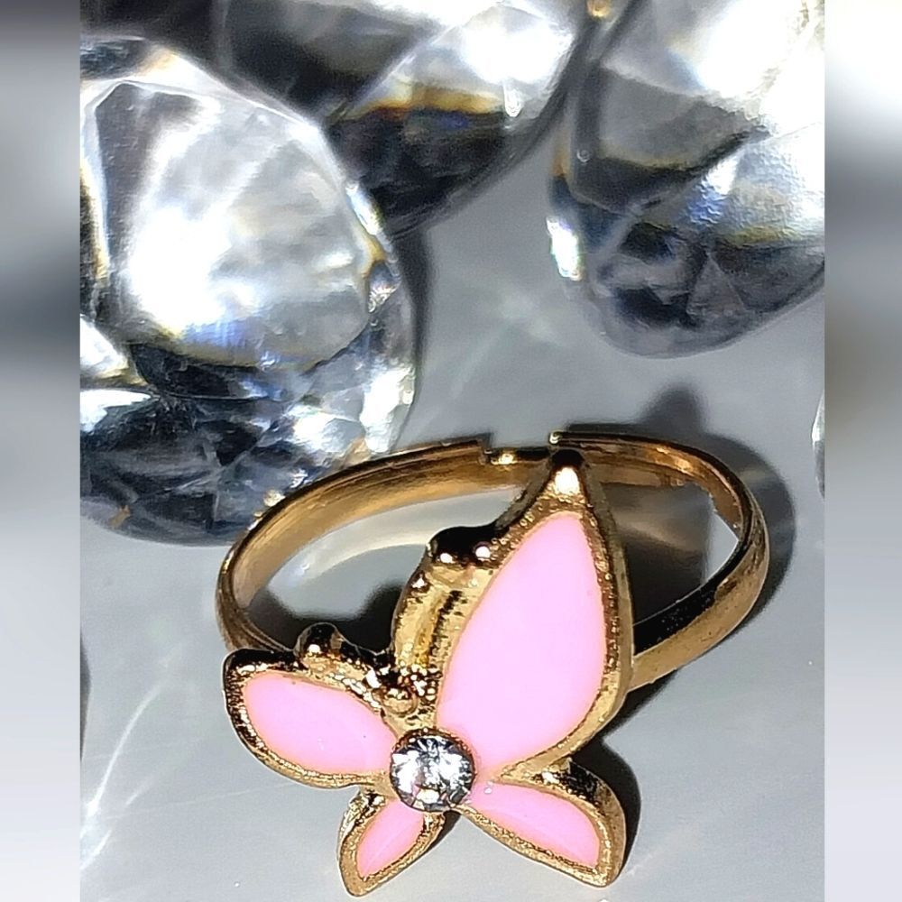 Super cute girls jeweled adjustable ring